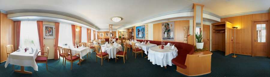 Schwarzwaldhotel Генгенбах Ресторан фото